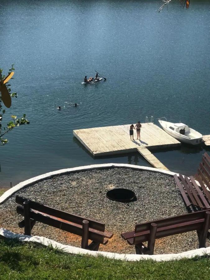 Maravilhoso Sitio Na Beira Da Represa Villa Igaratá Екстериор снимка